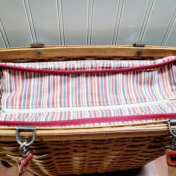 2004 Longaberger Mothers Day Weekend Tote Basket - Picture 5 of 9